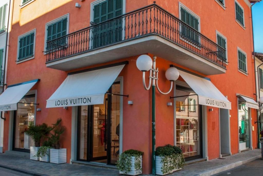 Hotel Crystal Marina di Pietrasanta Exteriör bild